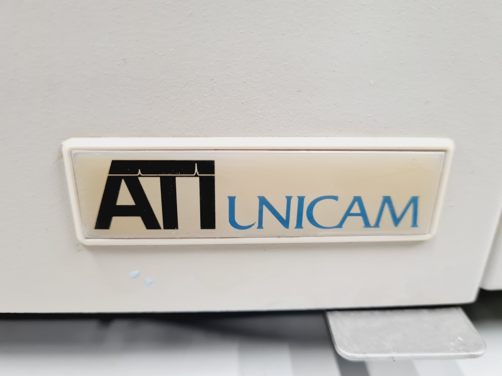 Image of Unicam 610 Series Gas Chromatograph GC System 