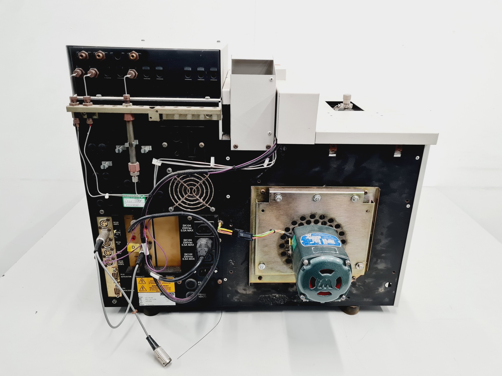 Image of Unicam 610 Series Gas Chromatograph GC