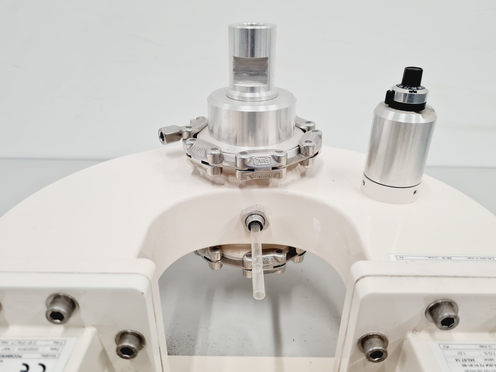 Image of Sairem MiniFlow 200SS Solid-State Microwave-Assisted Reactor System