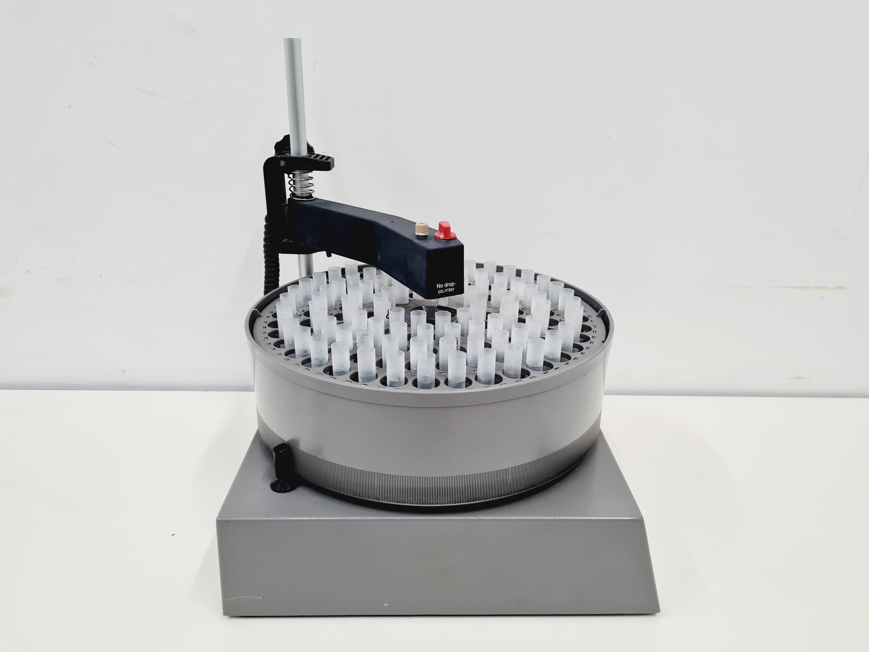 Image of Pharmacia Biotech FRAC-100 Fraction Collector