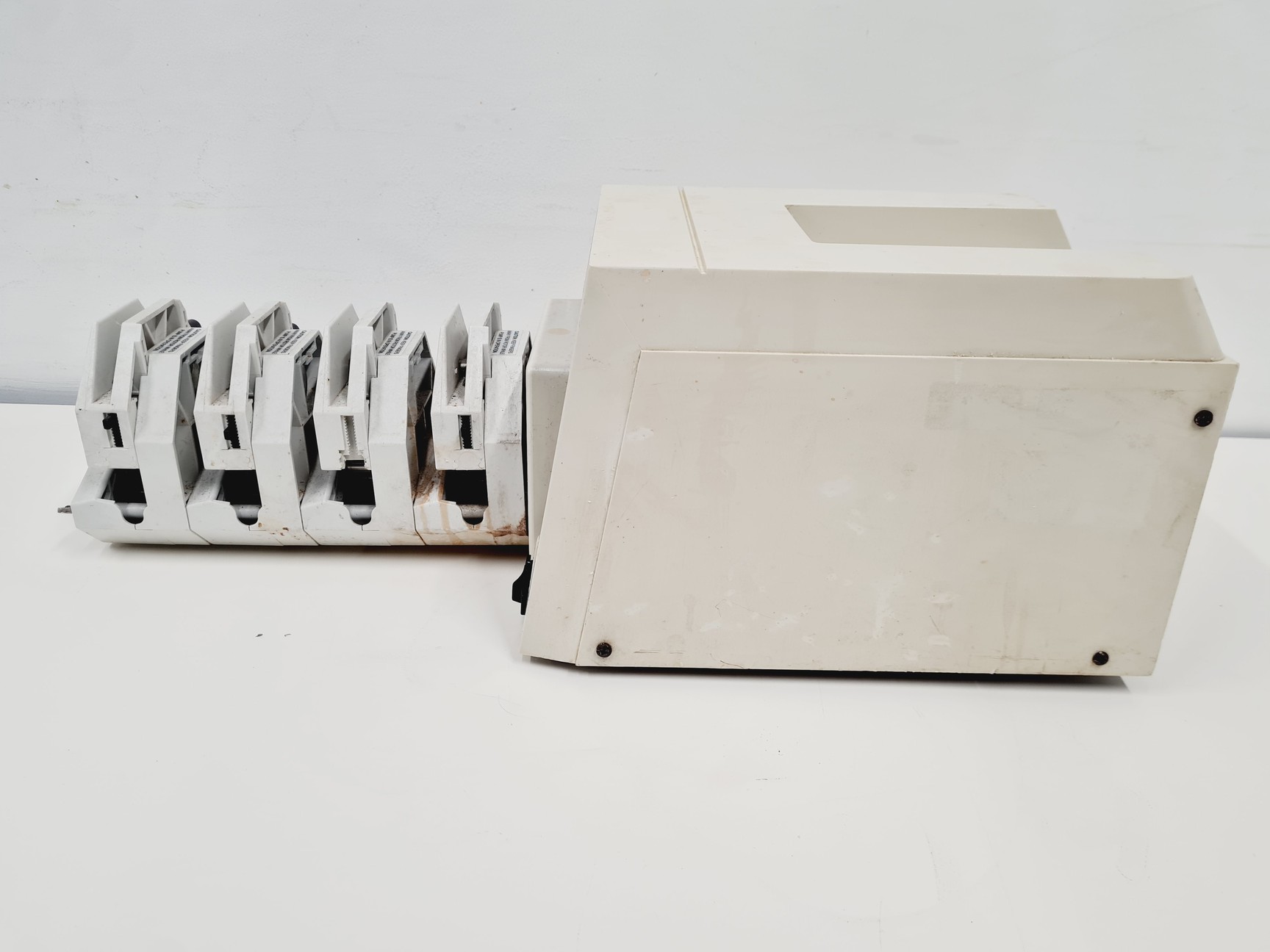 Image of Cole-Parmer 7523-37 MasterFlex Peristaltic Pump with 4 x Easy Load Pump Heads