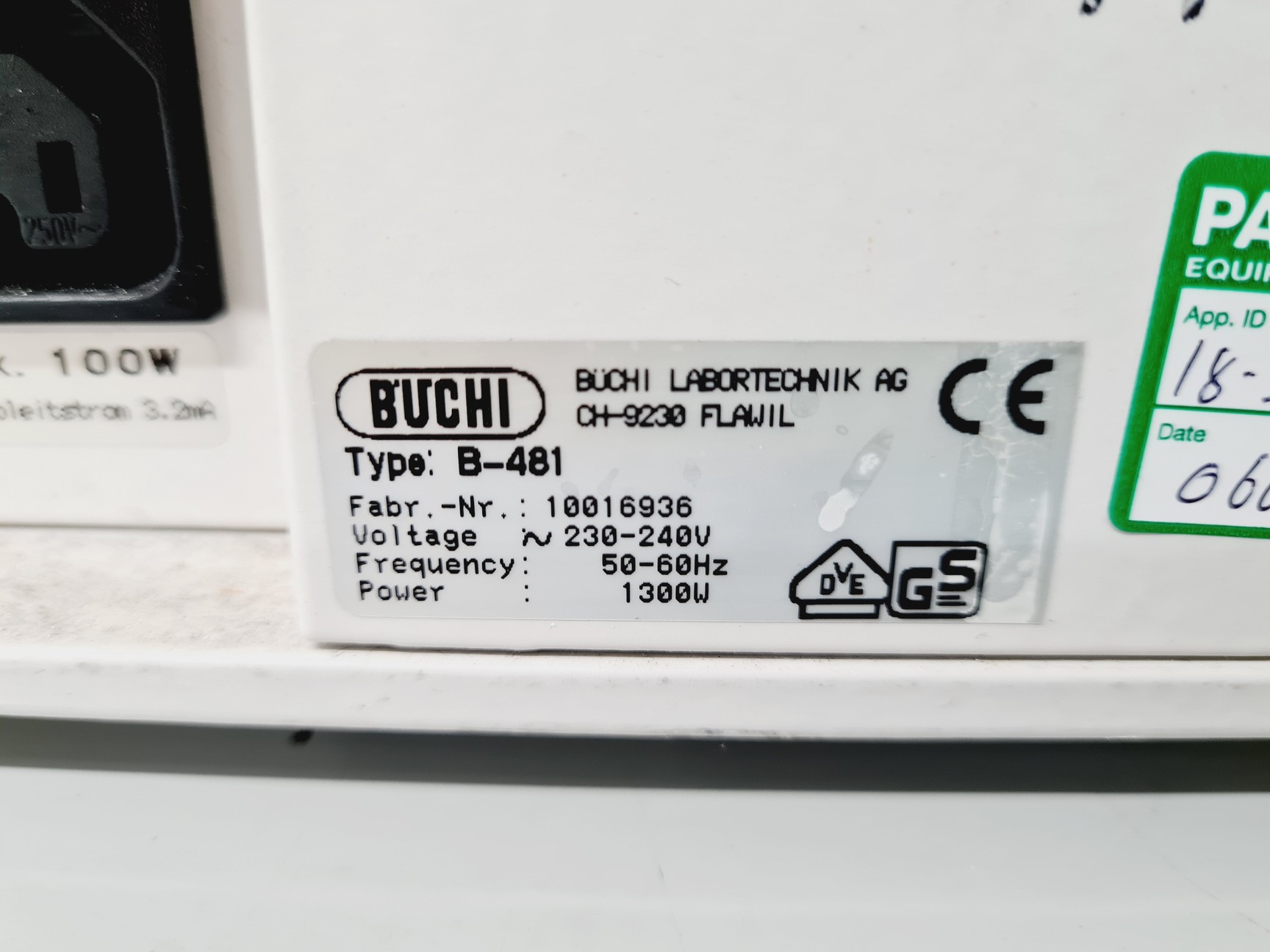 Image of Buchi Rotavapor R-114 and Buchi Waterbath B-481