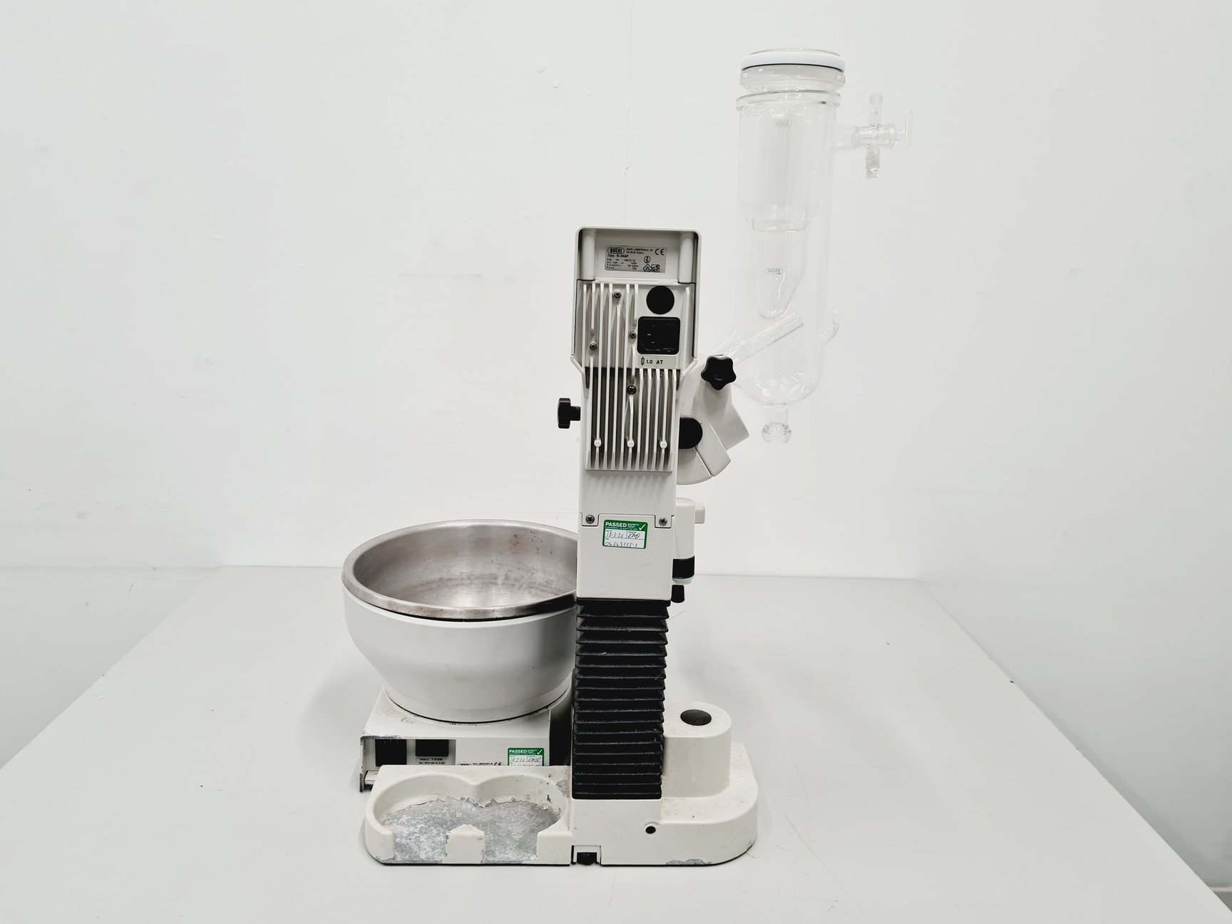 Image of Buchi Rotavapor R-114 and Buchi Waterbath B-480