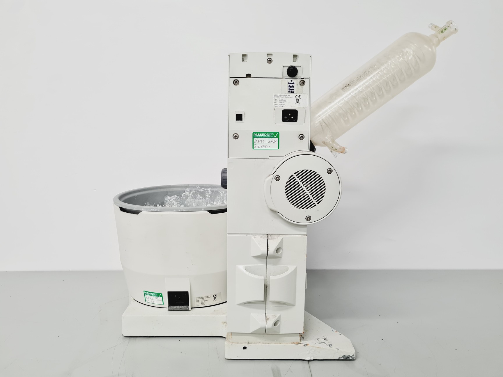 Image of Buchi Rotavapor R-200 and Buchi Heating Bath B-490