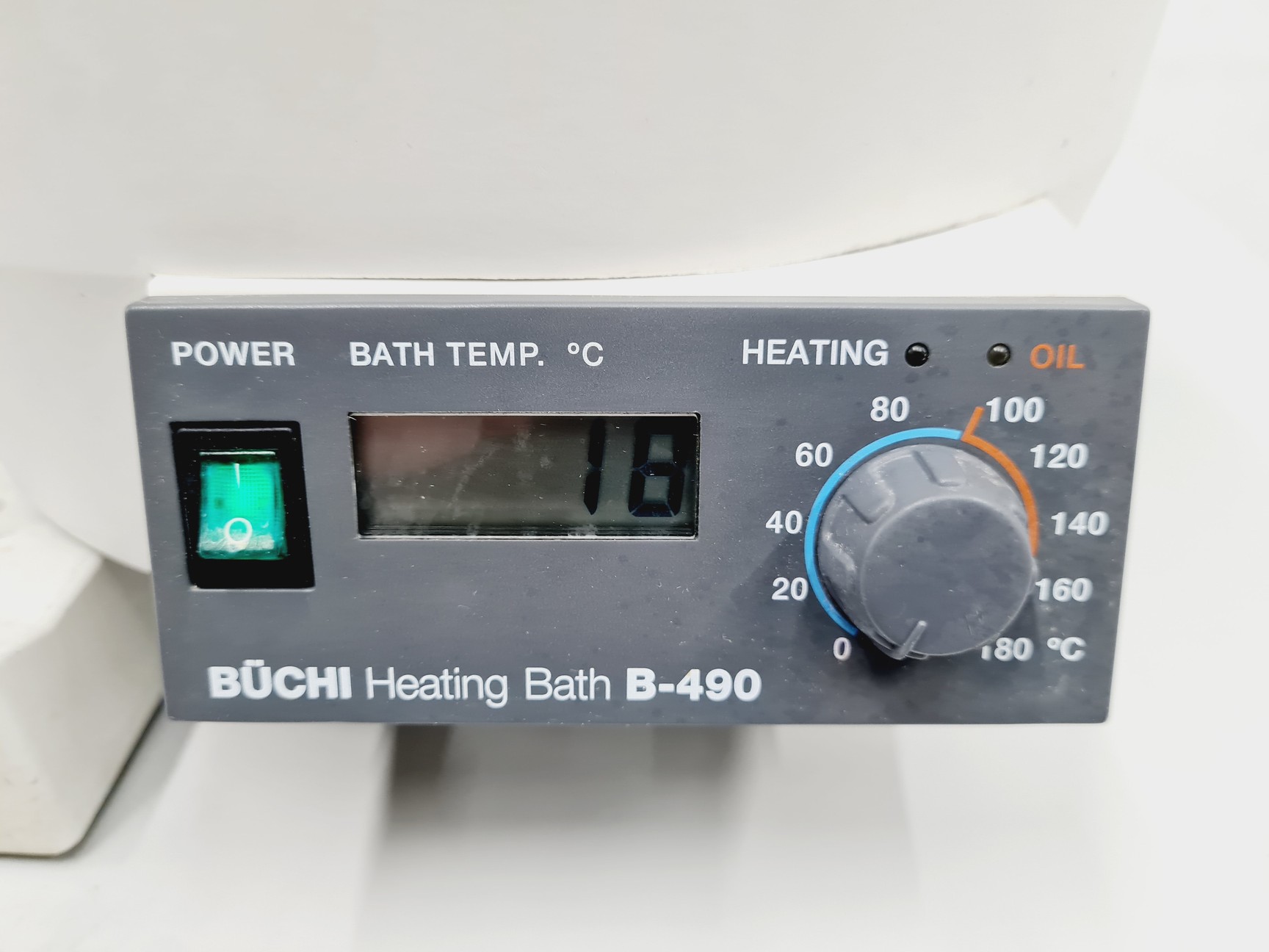 Image of Buchi Rotavapor R-200 and Buchi Heating Bath B-490