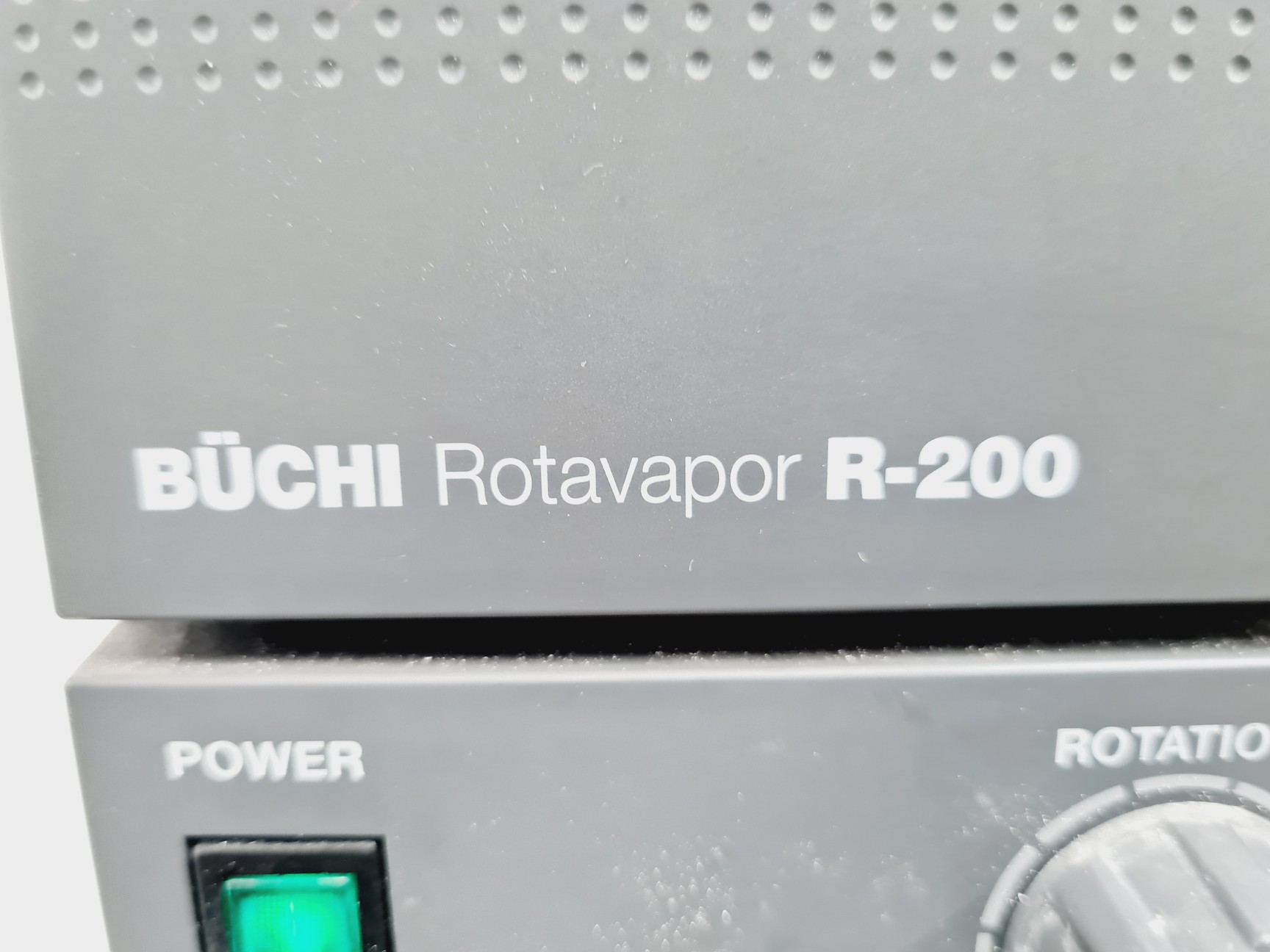 Image of Buchi Rotavapor R-200 and Buchi Heating Bath B-490