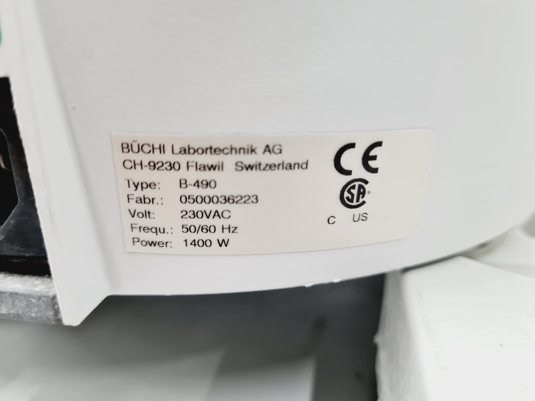 Image of Buchi Rotavapor R-200 and Buchi Heating Bath B-490