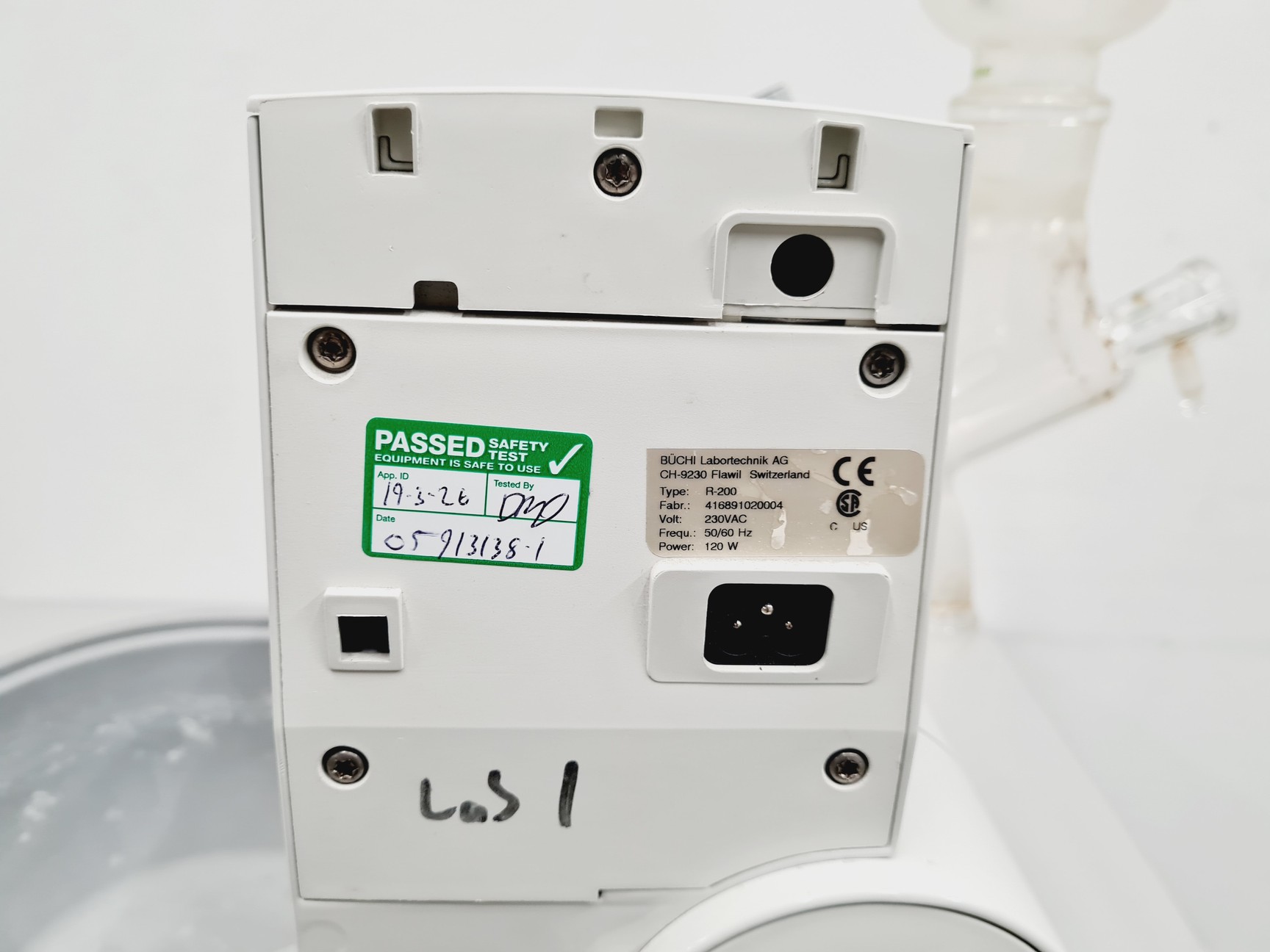 Image of Buchi Rotavapor R-200 and Buchi Heating Bath B-490