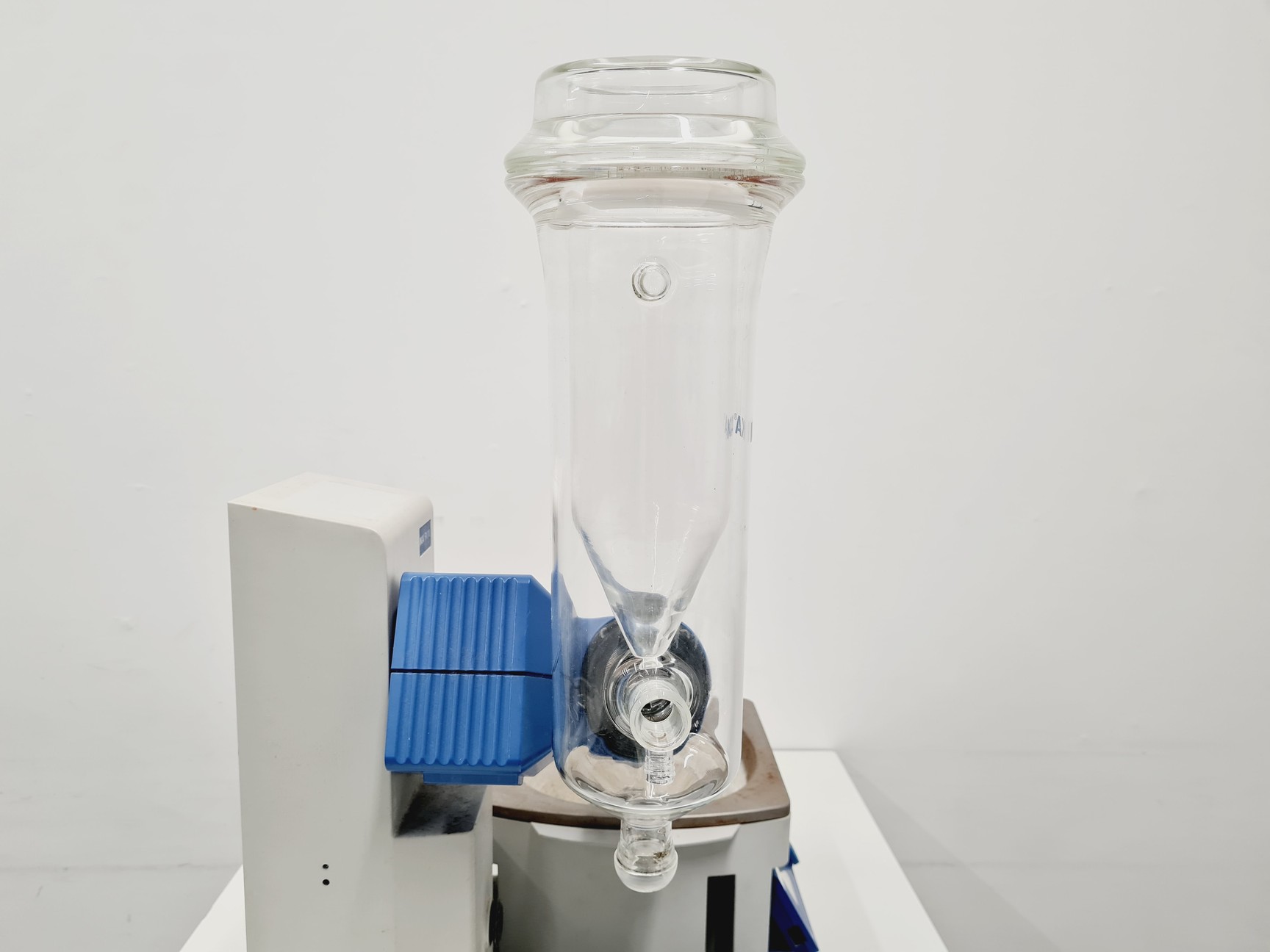 Image of IKA RV10 Digital Rotary Evaporator with IKA HB10 Digital Water Bath