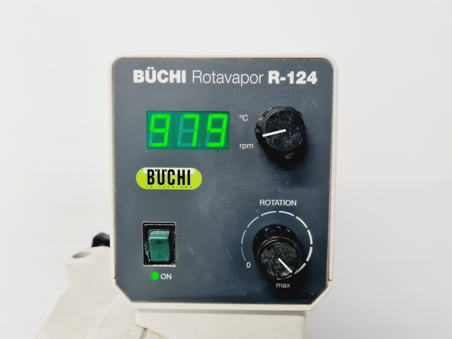 Image of Buchi Rotavapor R-124 and Buchi Waterbath B-481