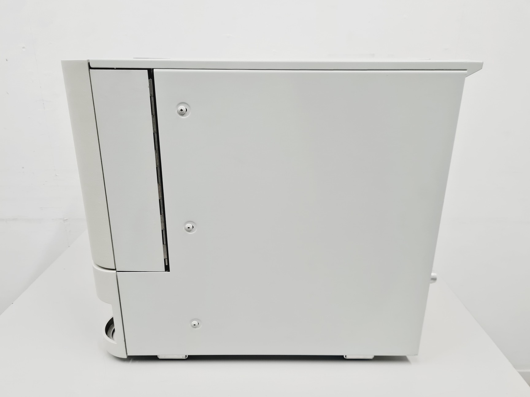 Image of Waters 3100 Mass Detector LC-MS Lab