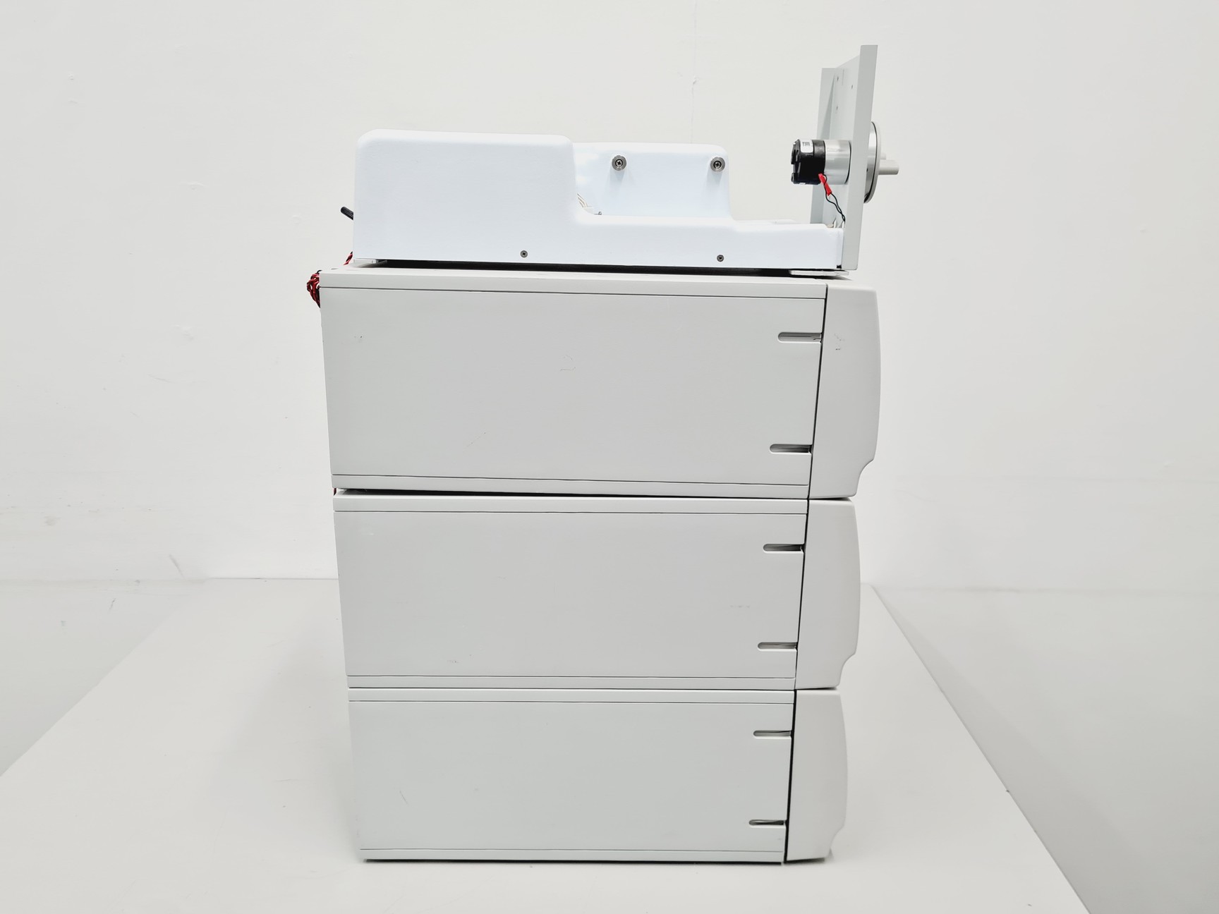 Image of Dionex HPLC System with ED50 Electrochemical Detector and GP50 Gradient Pump