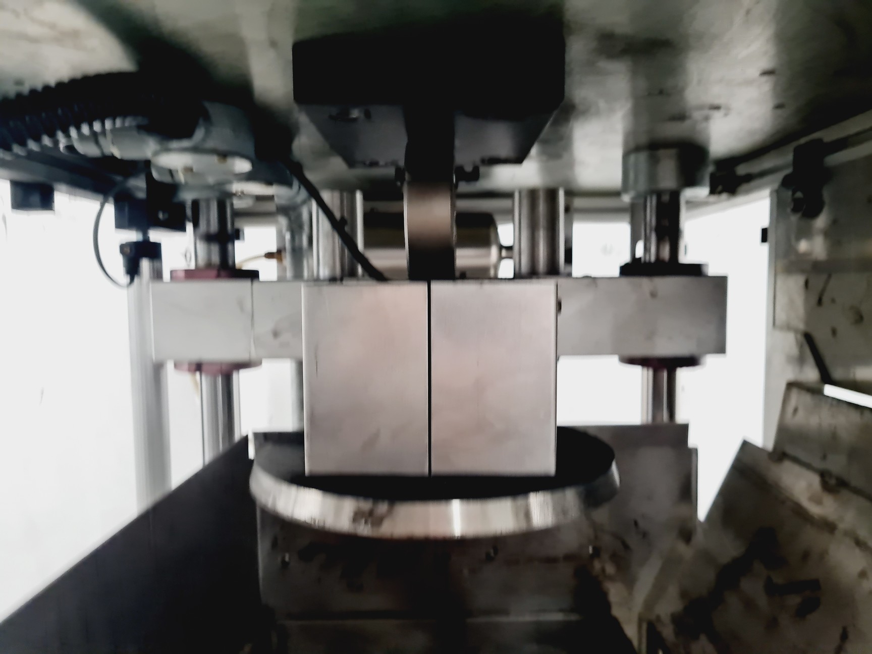 Image of Automated Cohesion Tester 