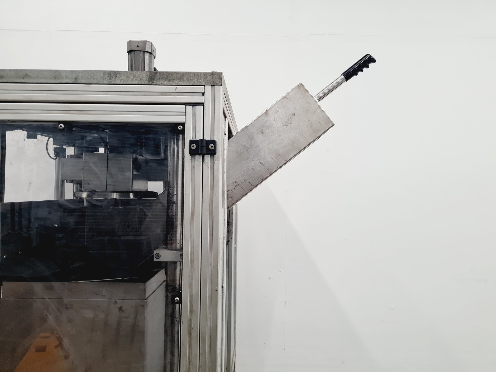 Image of Automated Cohesion Tester 