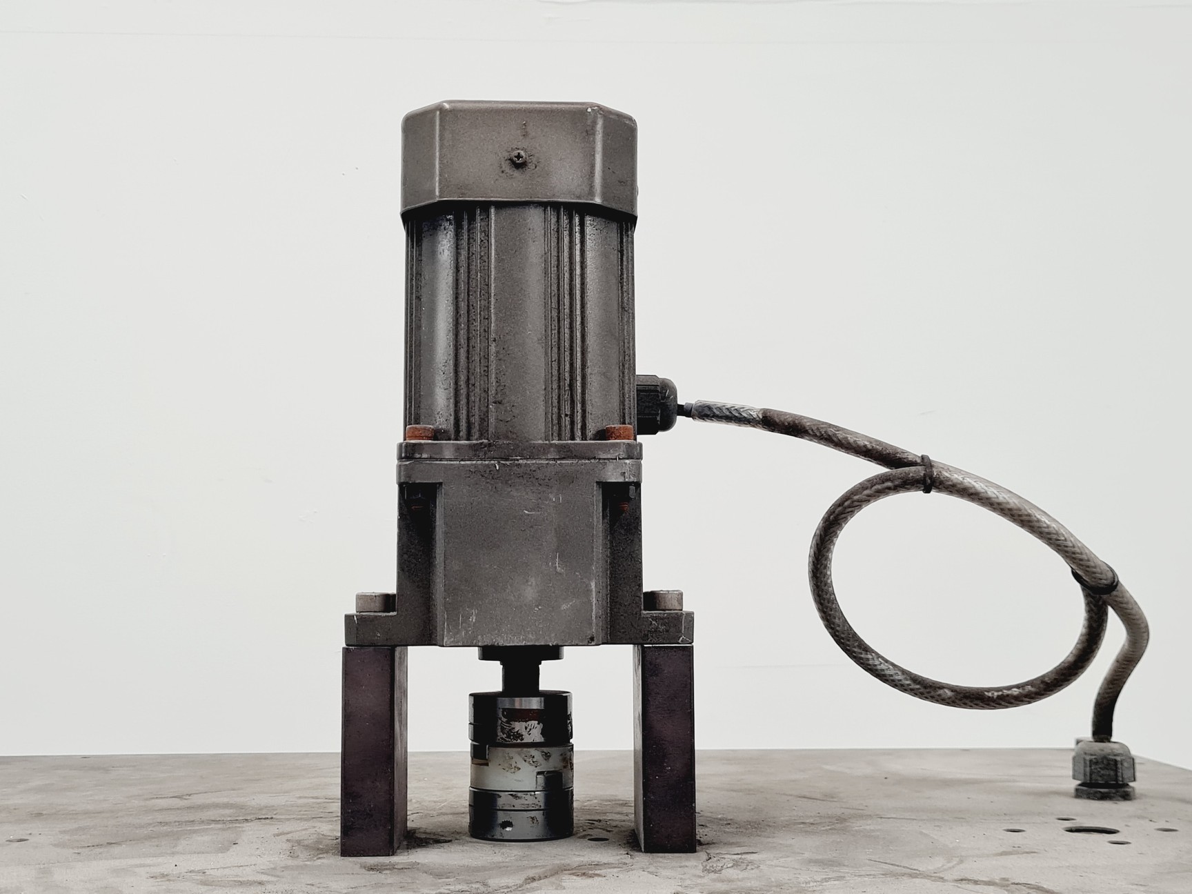 Image of Automated Cohesion Tester 