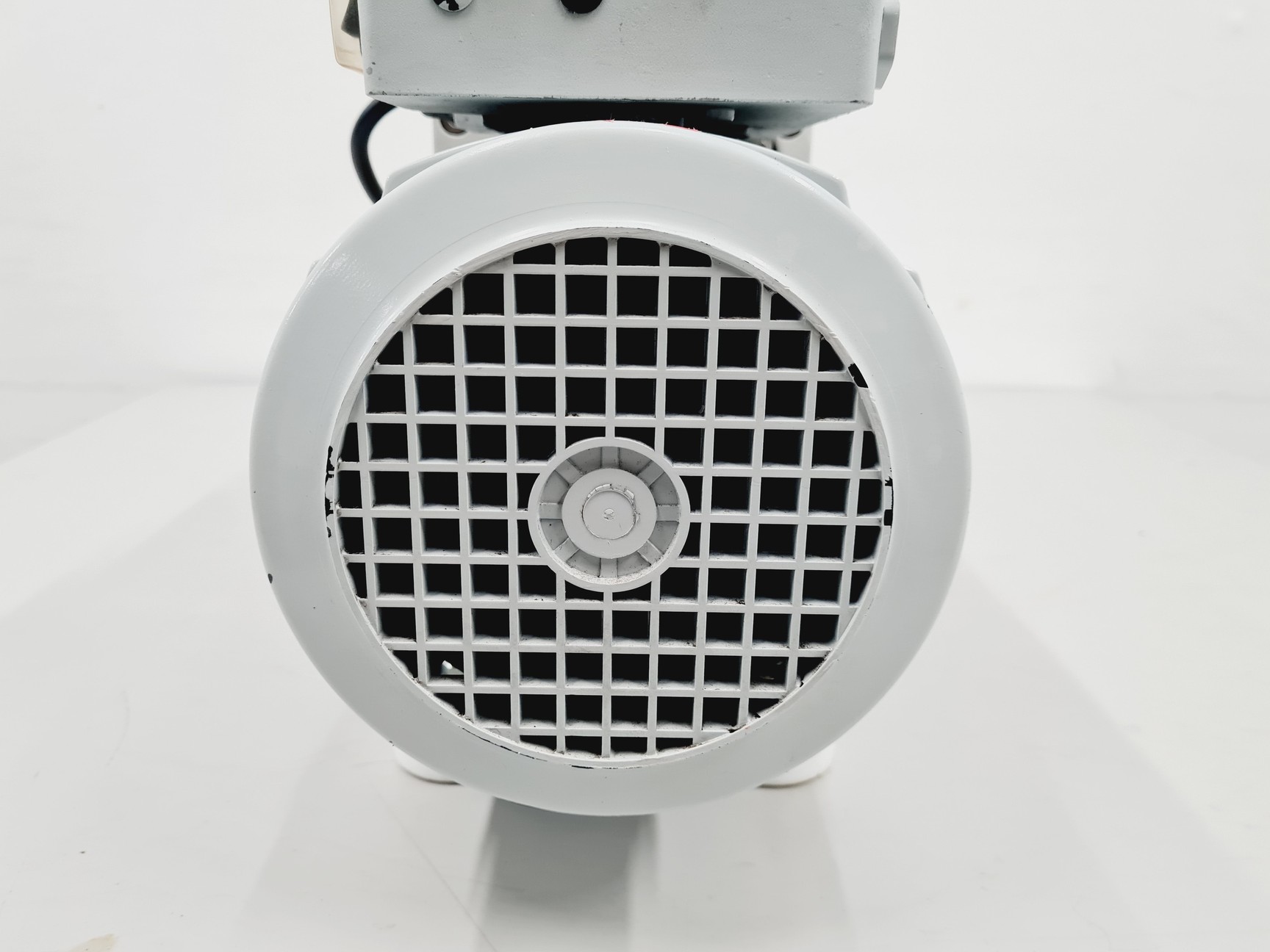 Image of Edwards 30 E2M30 Rotary Vane Dual Stage Vacuum Pump