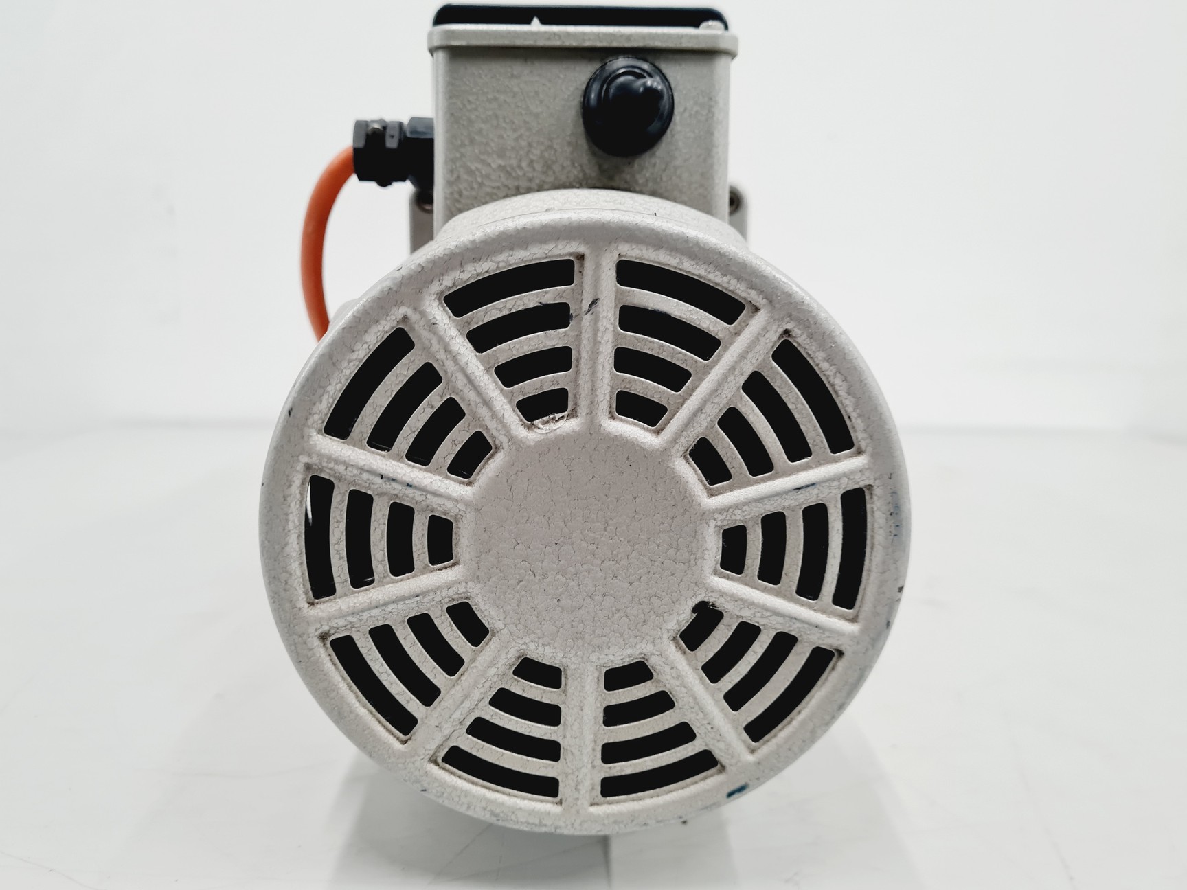 Image of Edwards 5 Two Stage E2M5 Rotary Vane Pump