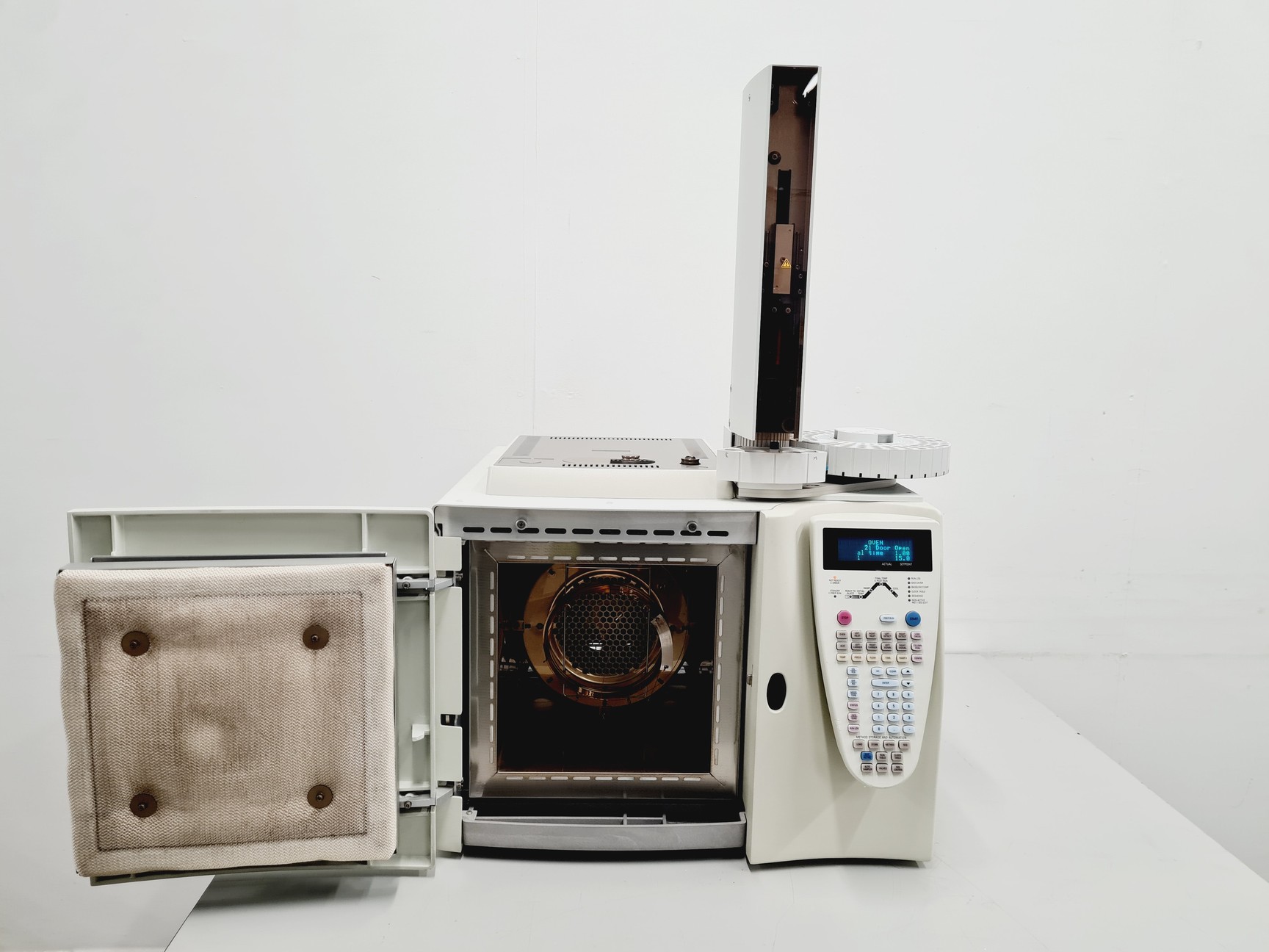 Image of Thermo Quest Trace 2000 Series GC with AS 2000 Autosampler Controller