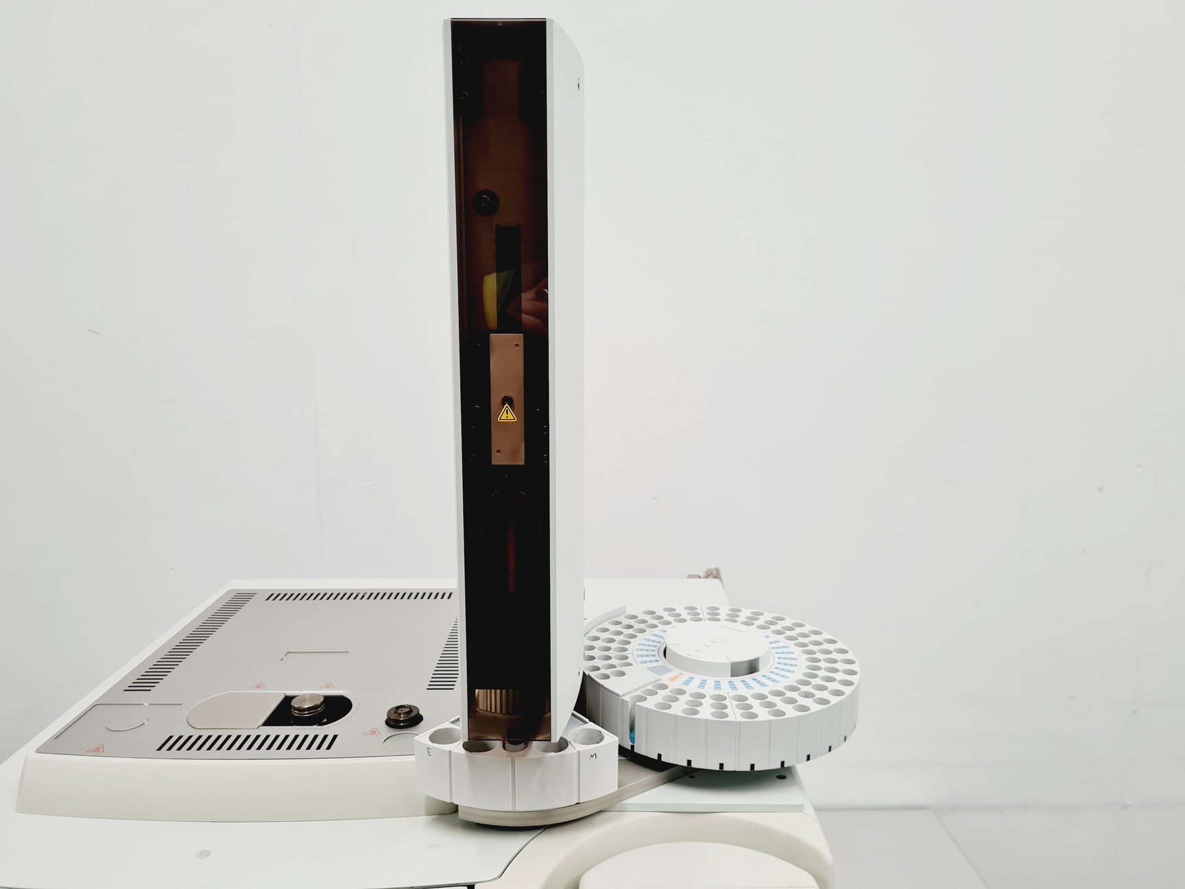 Image of Thermo Quest Trace 2000 Series GC with AS 2000 Autosampler Controller