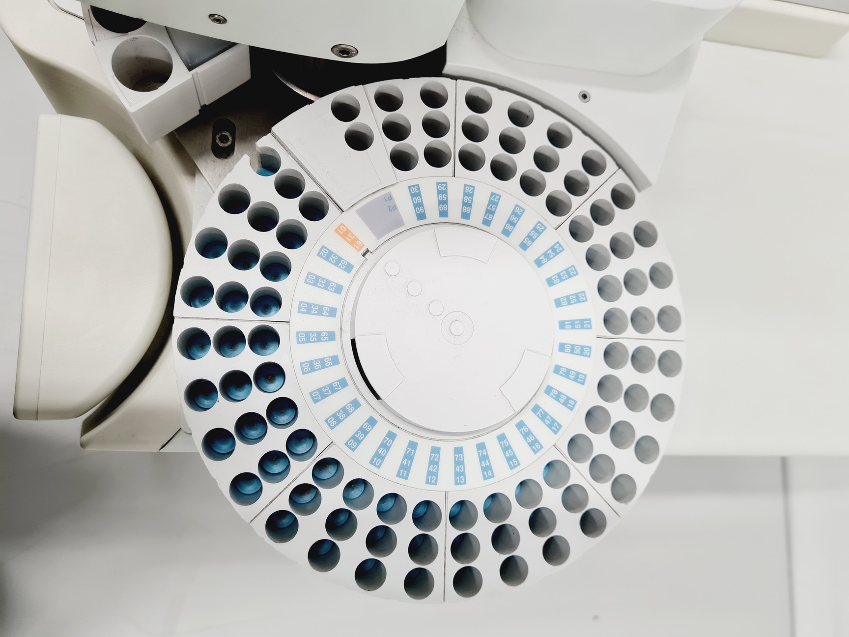 Image of Thermo Quest Trace 2000 Series GC with AS 2000 Autosampler Controller