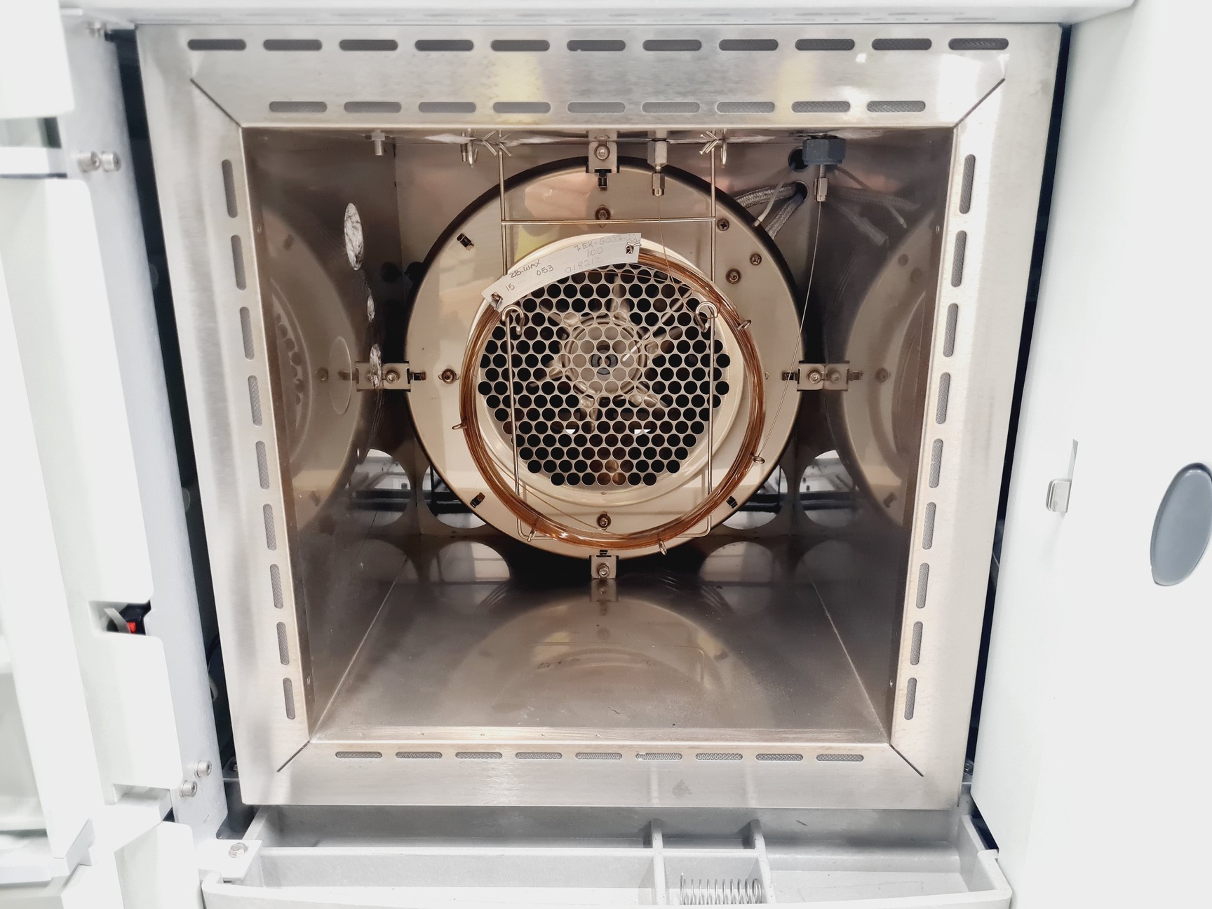 Image of Thermo Quest Trace GC 2000 with AS 2000 Autosampler Controller