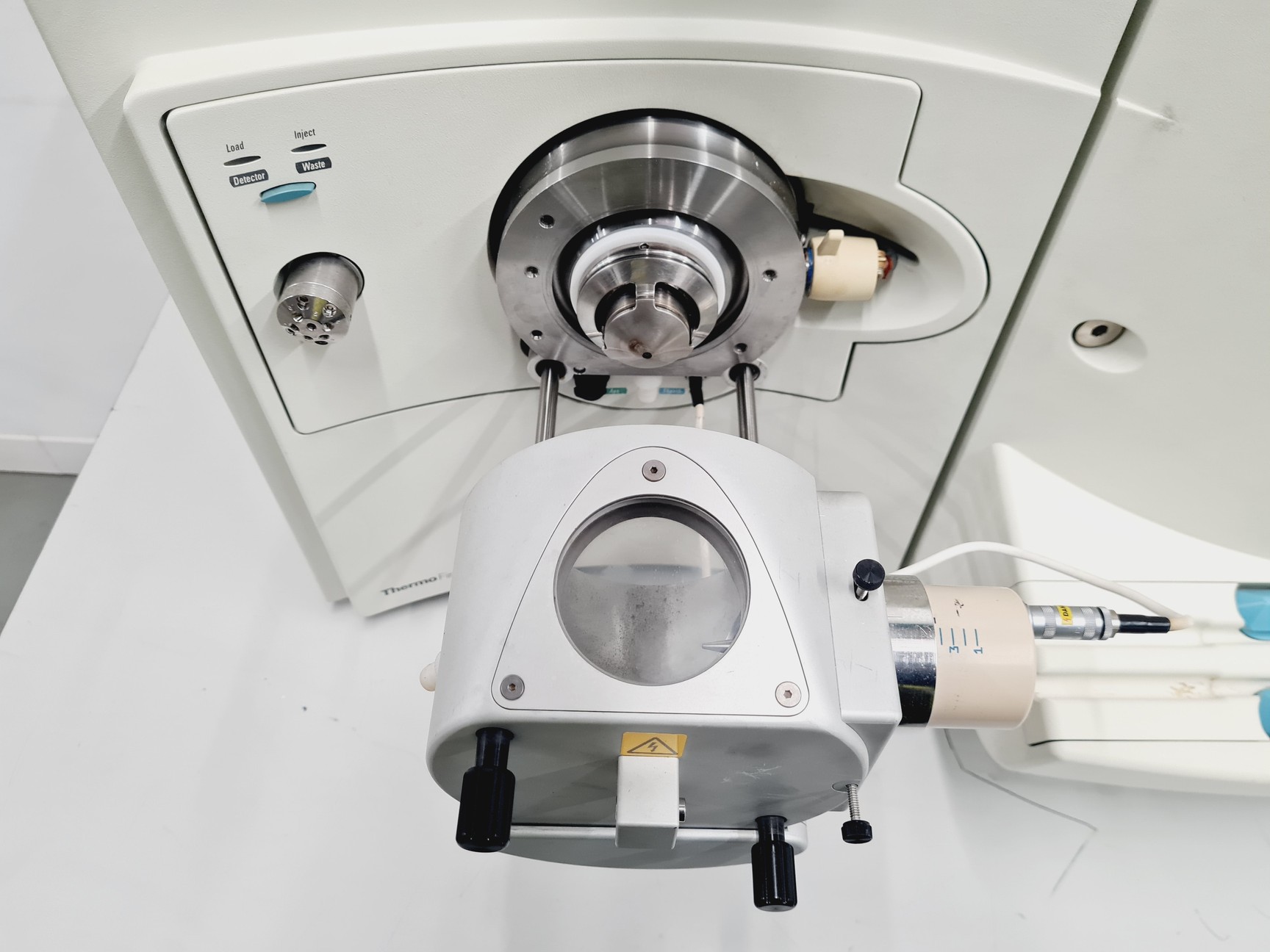 Image of Thermo Finnigan LCQ DECA XP Mass Spectrometer System