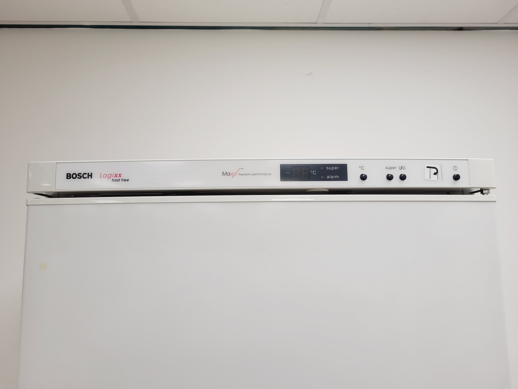 Image of Bosch GSU34421 Logixx Tall -20 Freezer
