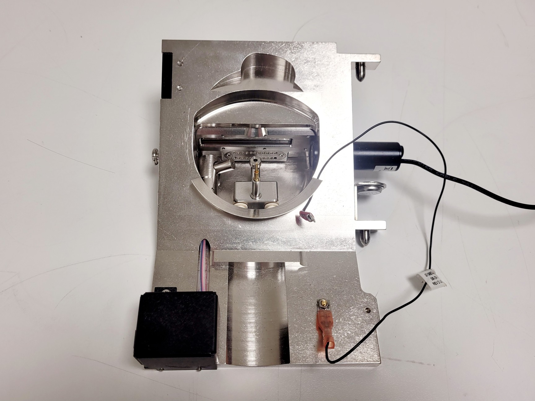 Image of  APE Nanolevante Mid-infrared OPO Laser 