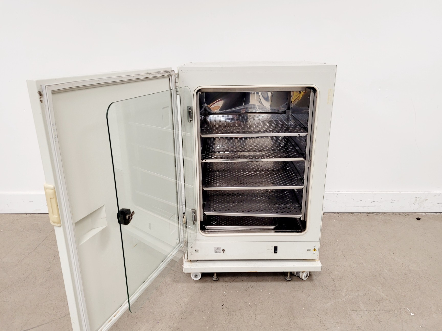 Image of Sanyo MCO-17AI CO2 Incubator Spares/Repair Lab