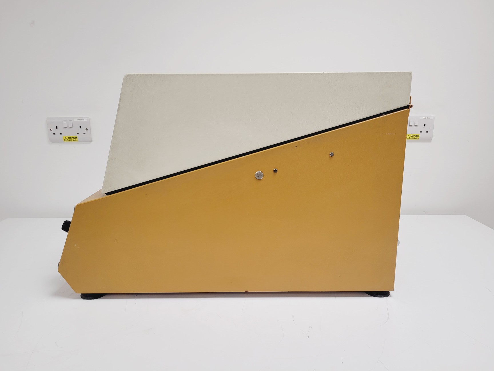 Image of New Brunswick Scientific G-24 Environmental Incubator Shaker