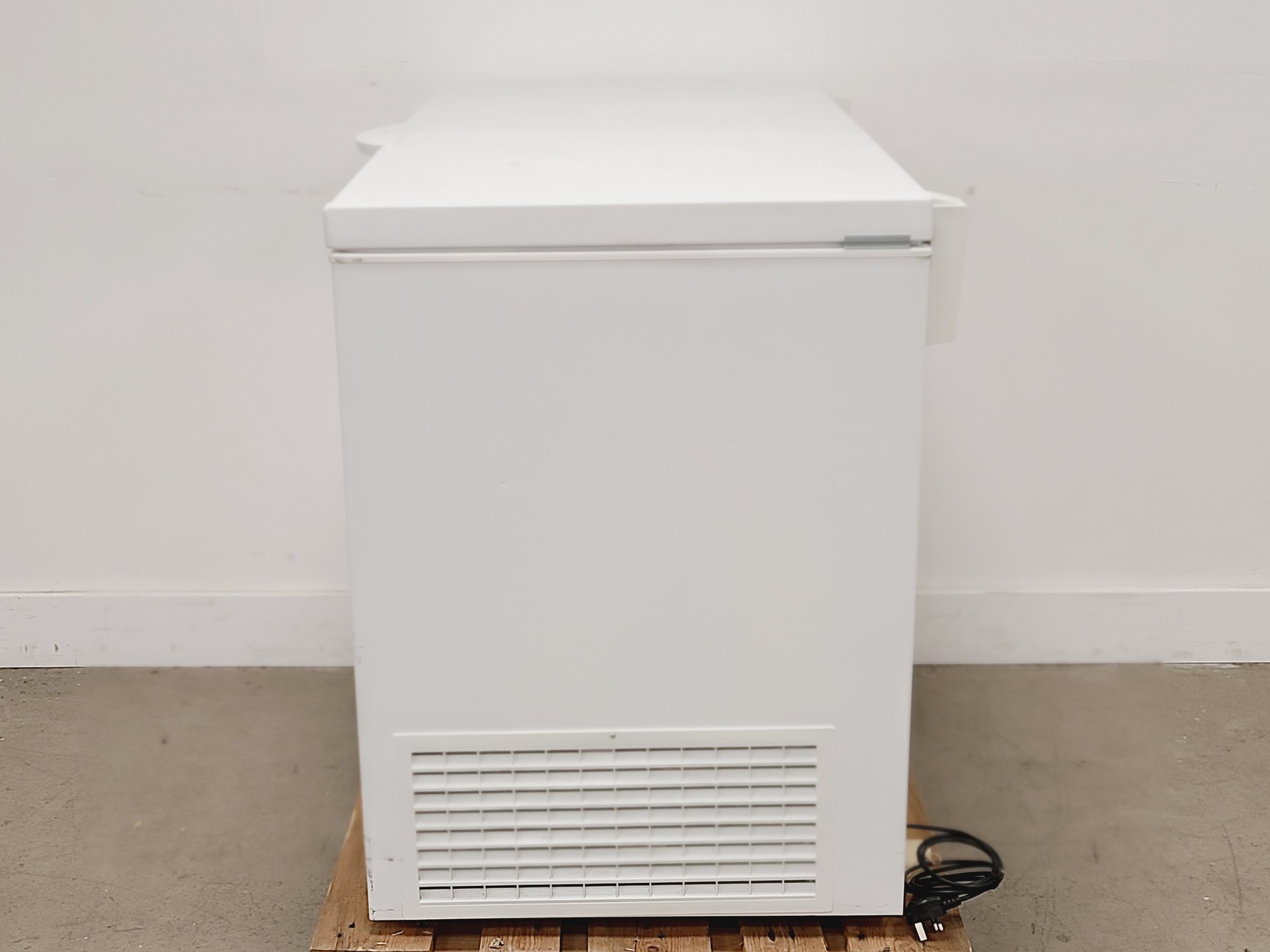 Image of Indesit OS 1A 300 H UK Chest Freezer 