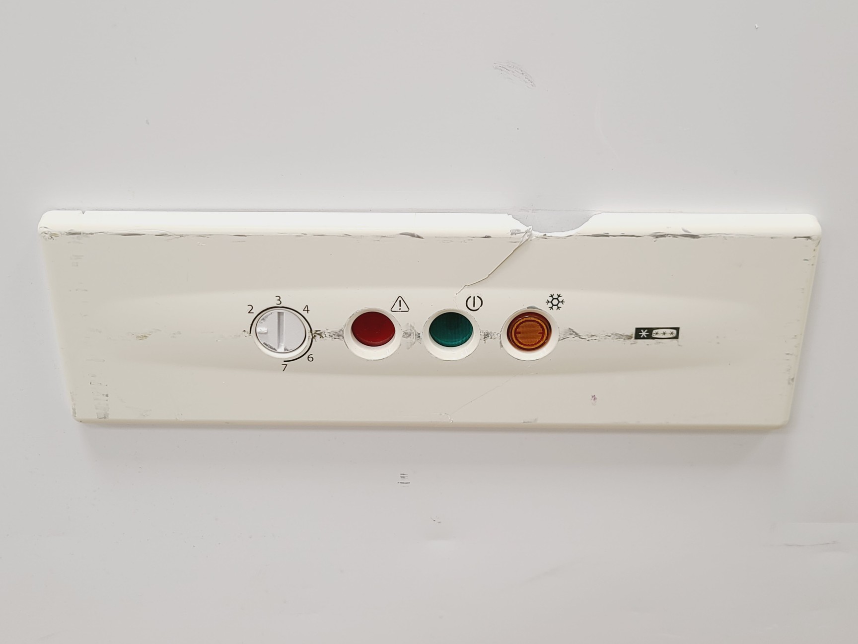Image of Indesit OS 1A 300 H UK Chest Freezer 