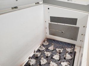 Thumbnail image of Excella E25 Series Incubator Shaker 