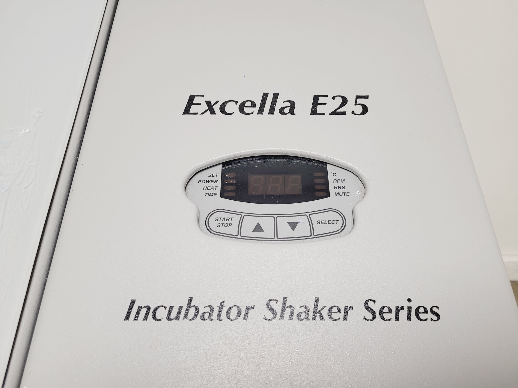 Image of Excella E25 Series Incubator Shaker 