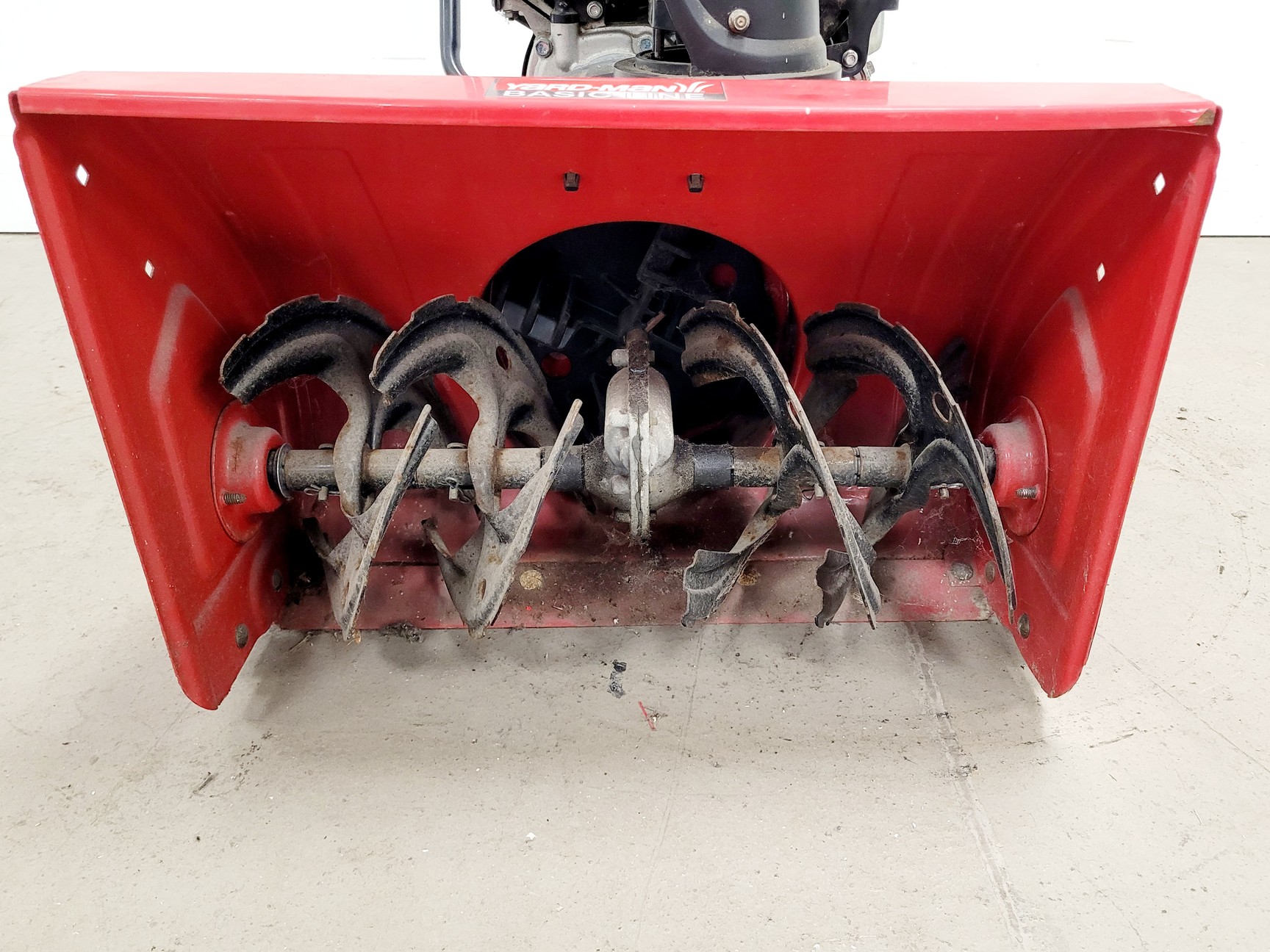 Image of MTD Products Snow Thrower Machine Model 31B-32AD678 