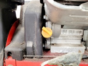 Thumbnail image of MTD Products Snow Thrower Machine Model 31B-32AD678 