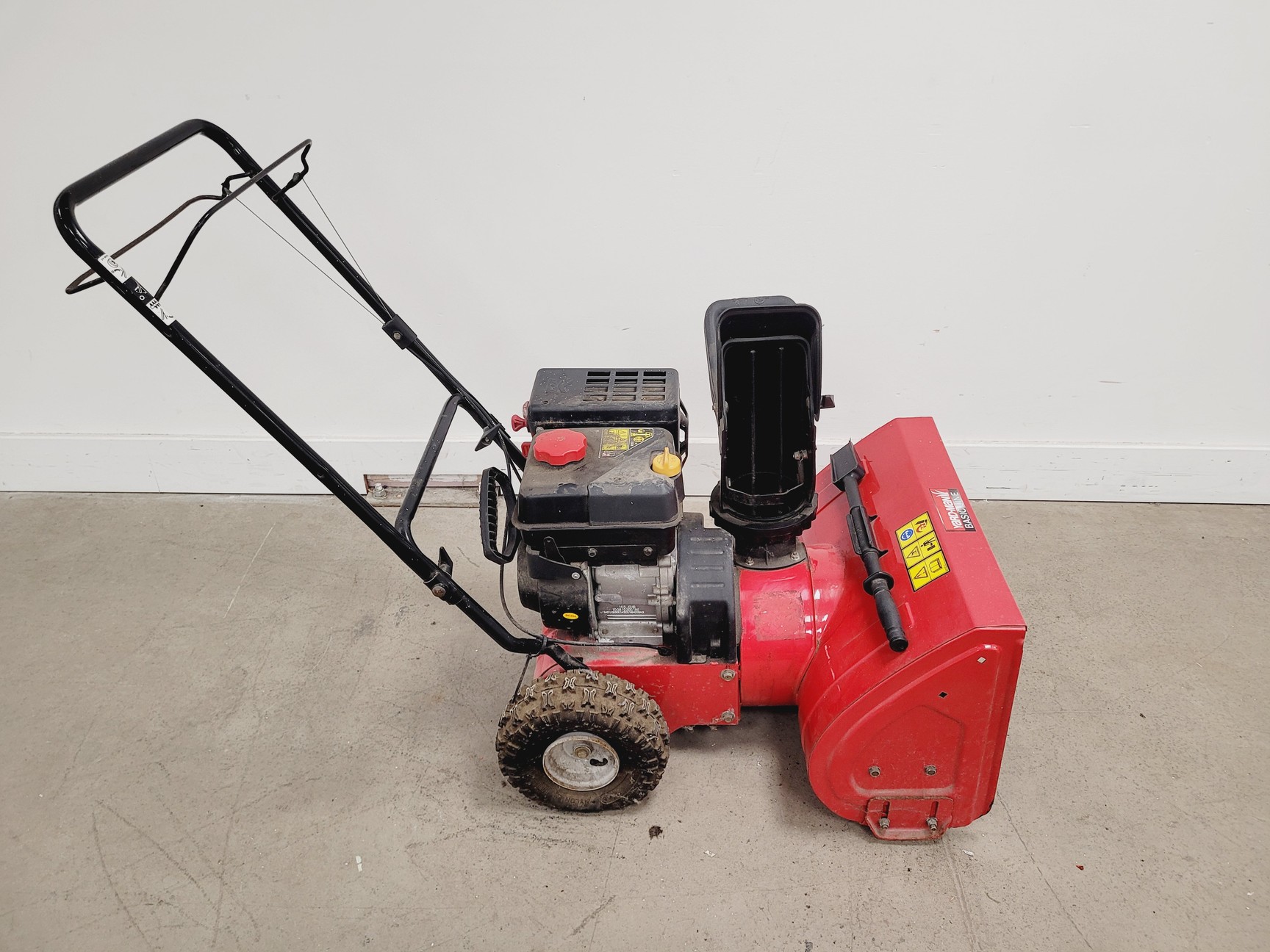Image of MTD Products Snow Thrower Machine Model 31B-32AD678 