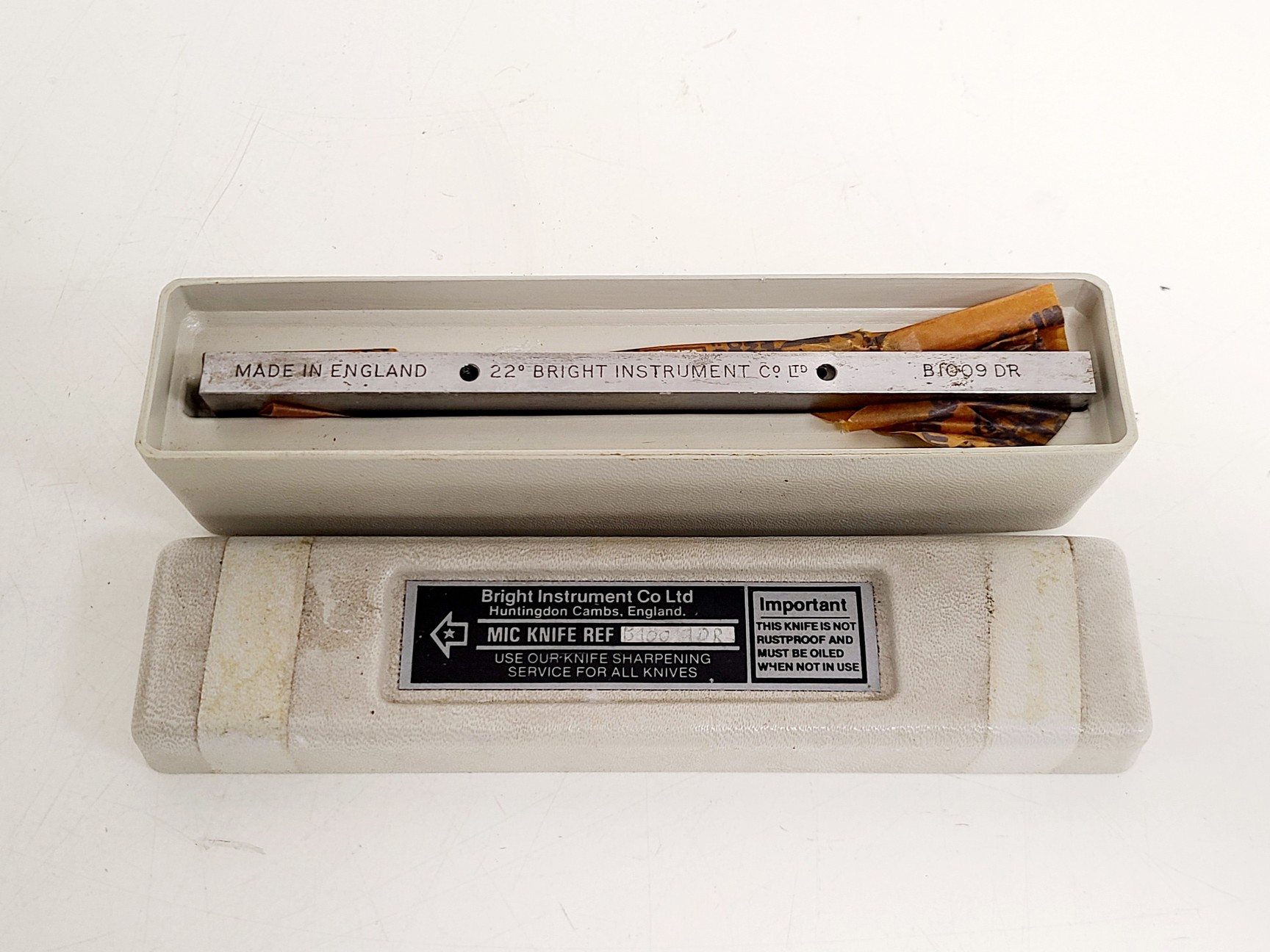 Image of Leitz 1512 Manual Microtome with Blade Boxes & Tools