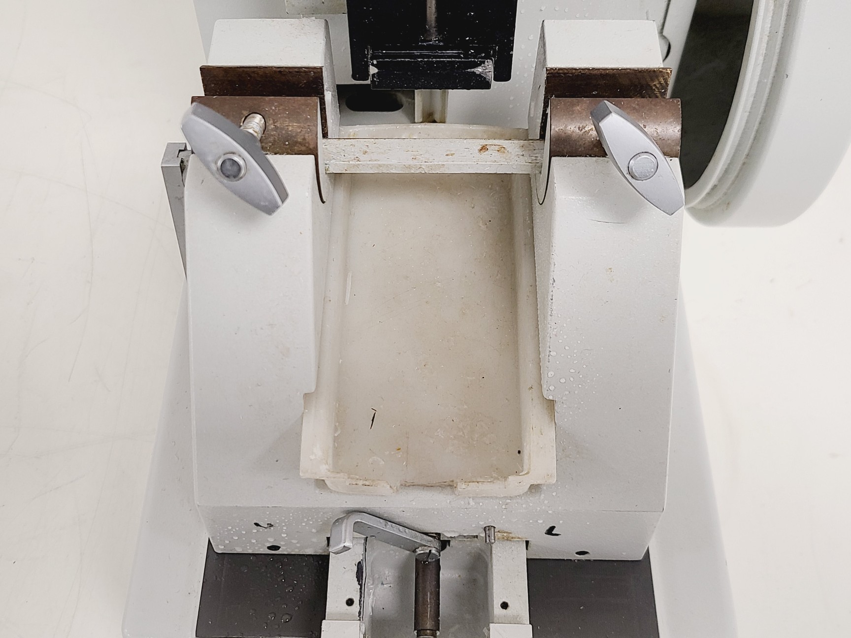 Image of Leitz 1512 Manual Microtome with Blade Boxes & Tools