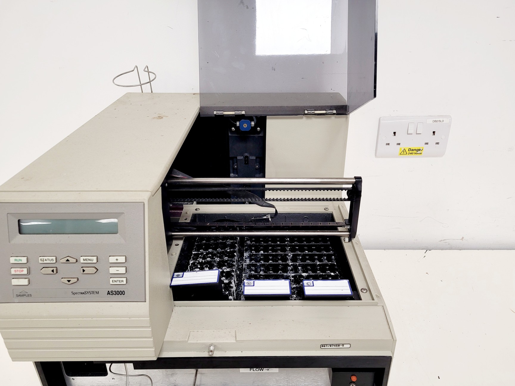 Image of Thermo Separation Products SpectraSystem AS3000 Autosampler