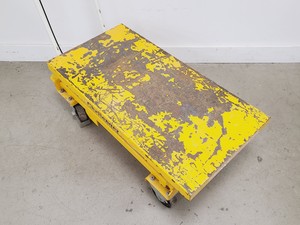 Thumbnail image of Challenger Scissor Lift High Lift Pump Truck – 500kg Capacity