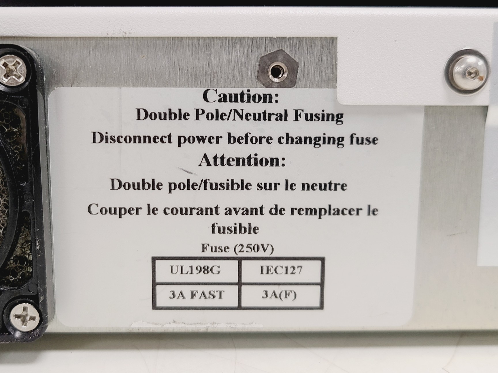 Image of Luminex 200 with PC & Monitor