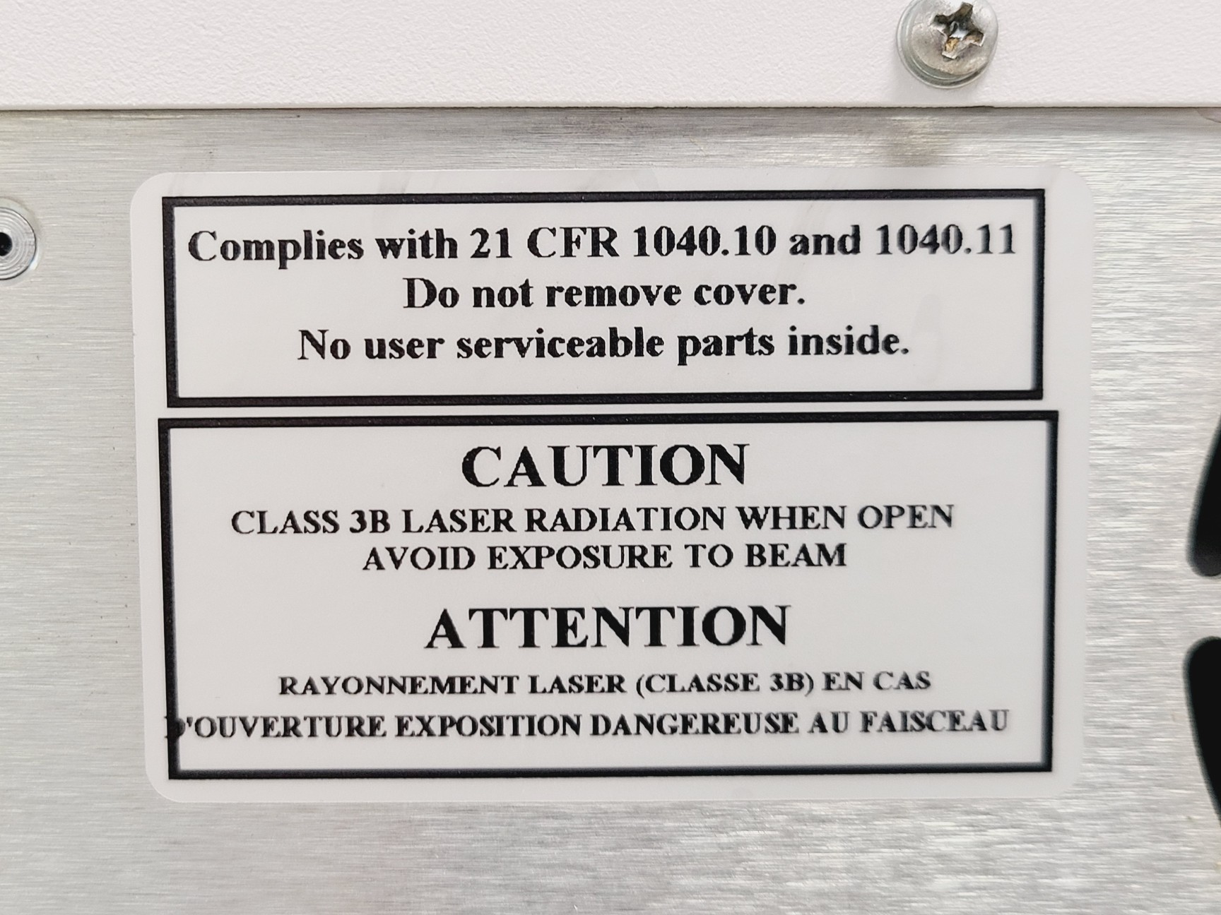 Image of Luminex 200 with PC & Monitor