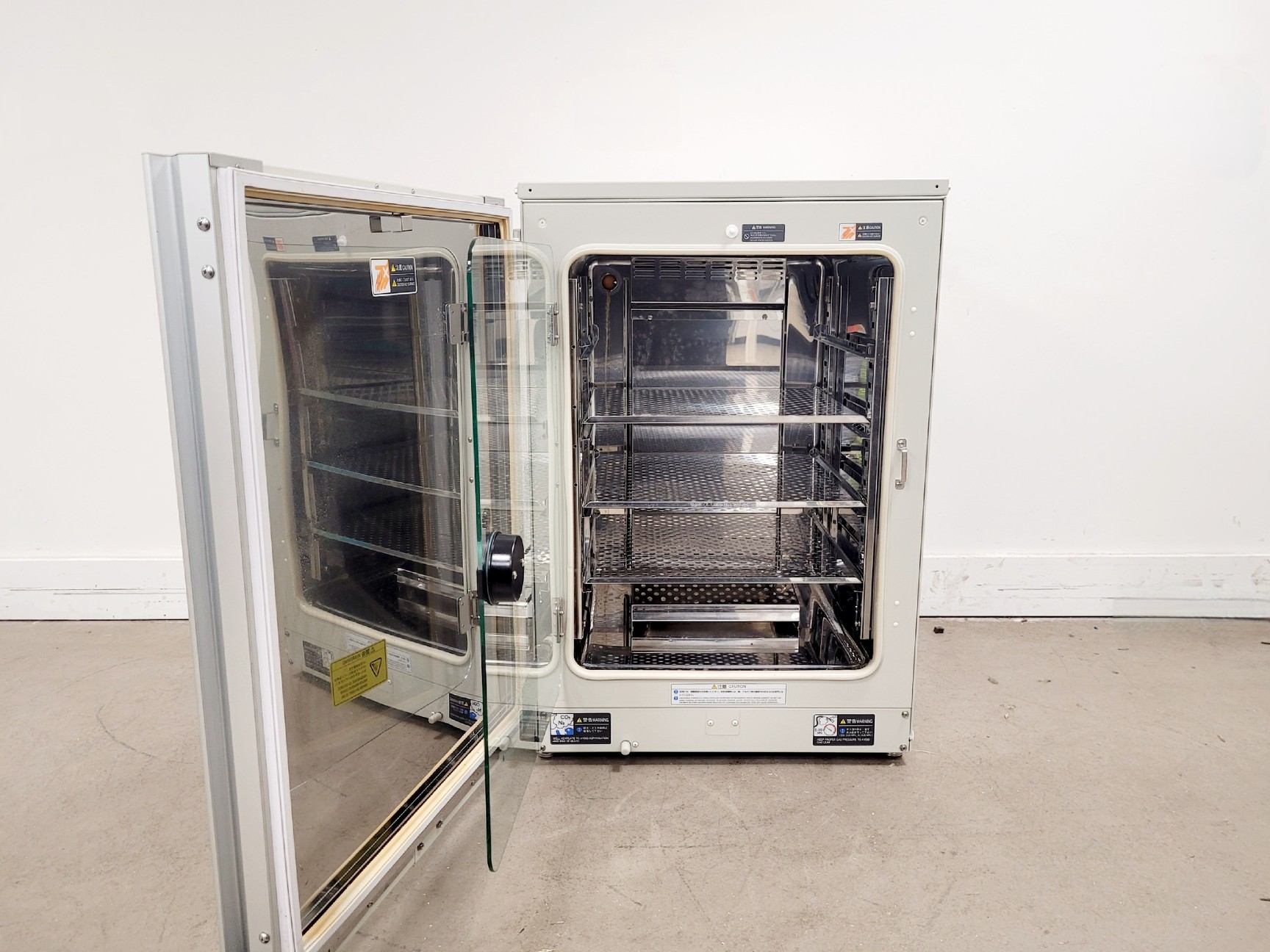 Image of Panasonic MCO-19AICUV-PE CO2 Incubator Spares/Repair Lab