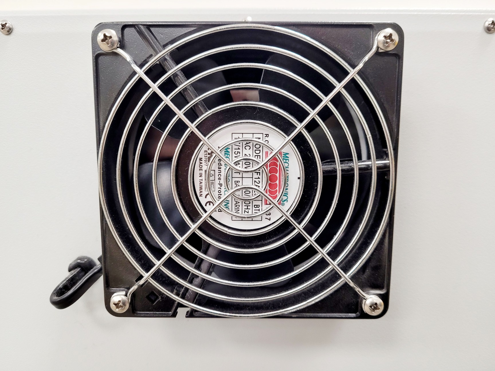 Image of Sheldon Shel Lab SMO1-2 Incubator 