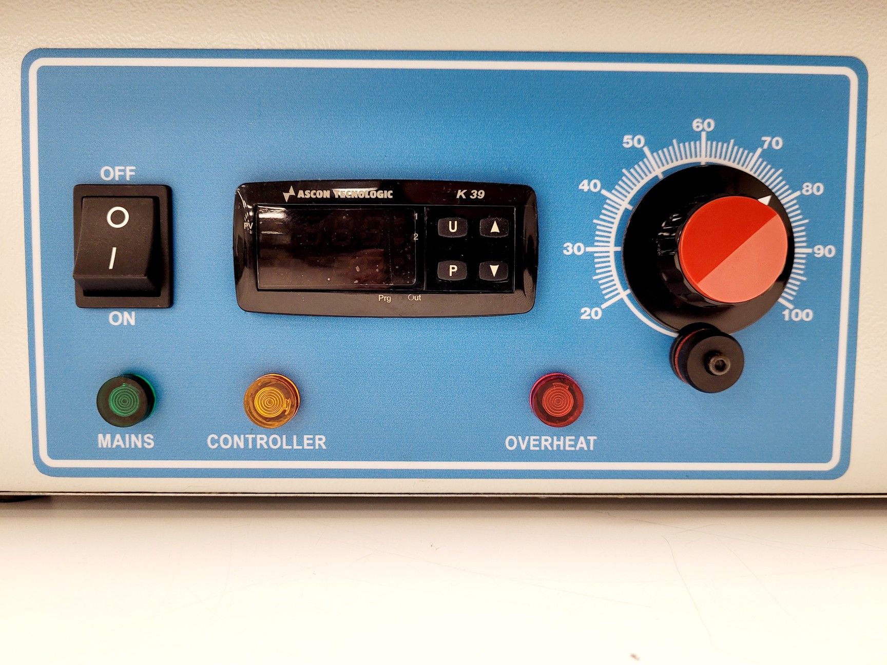 Image of Genlab MINI/18/DIG Laboratory Incubator