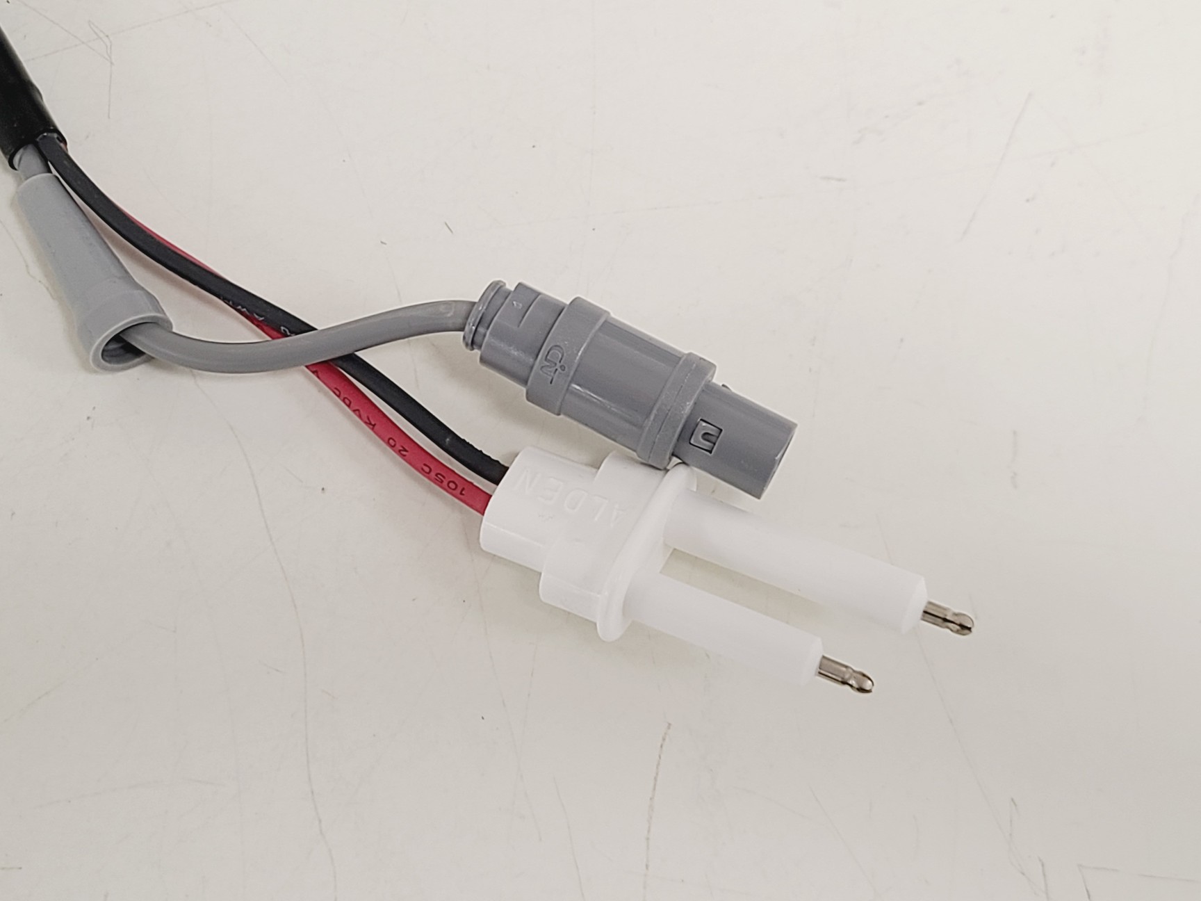 Image of Invitrogen Neon Electroporator Transfection System MPK5000