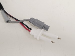 Thumbnail image of Invitrogen Neon Electroporator Transfection System MPK5000