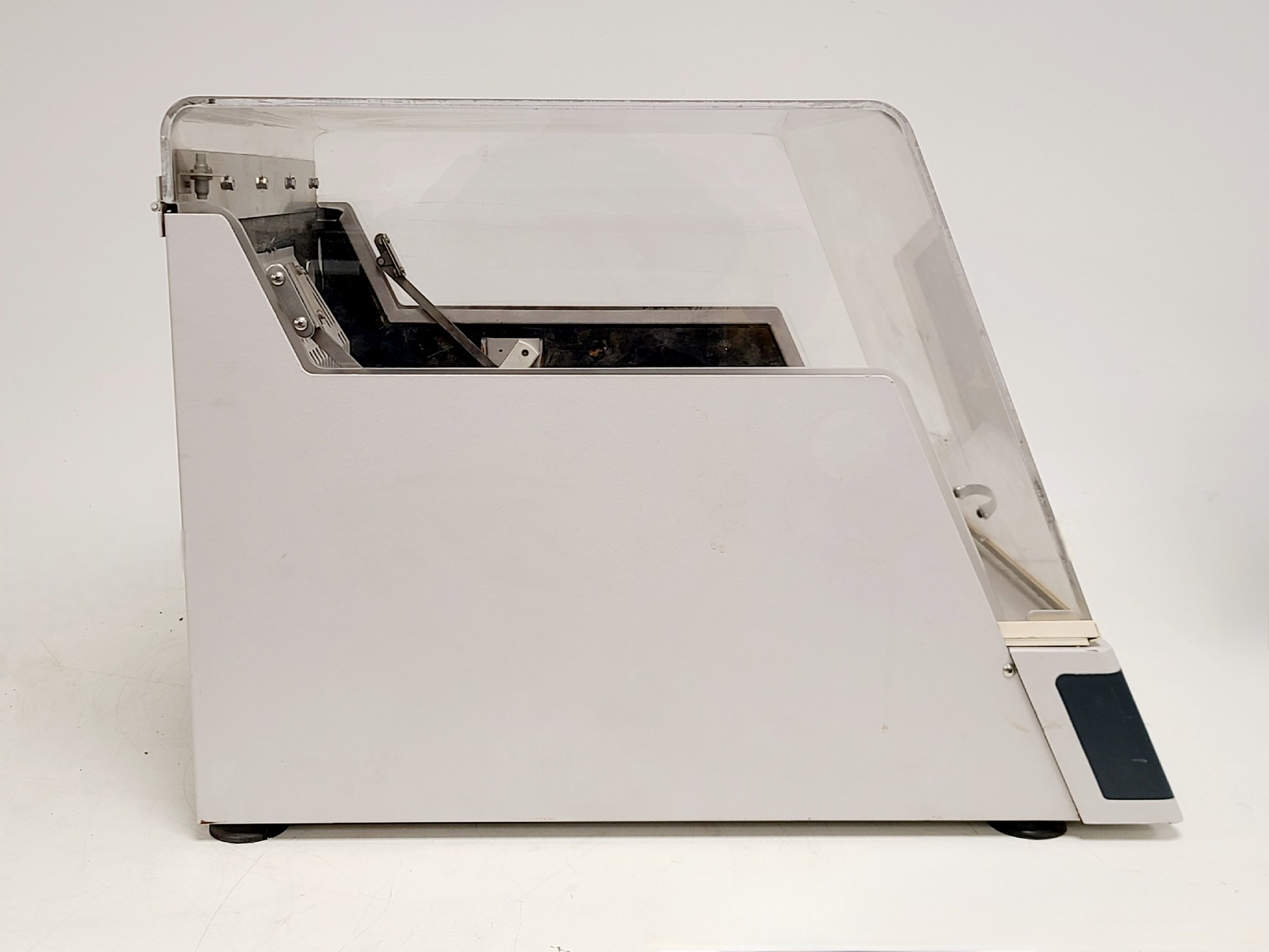 Image of New Brunswick Scientific Innova 4000 Shaking Incubator