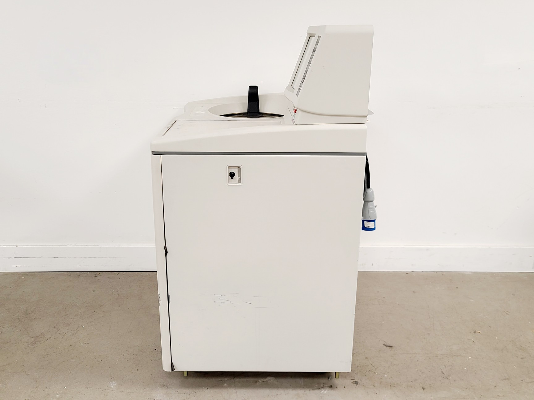 Image of Beckman Coulter Optima L-100XP Ultracentrifuge